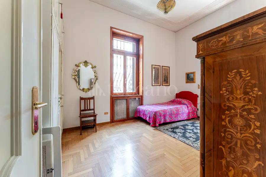 Casa in vendita di 360 mq trattativa riservata (rif. 44/2026)
