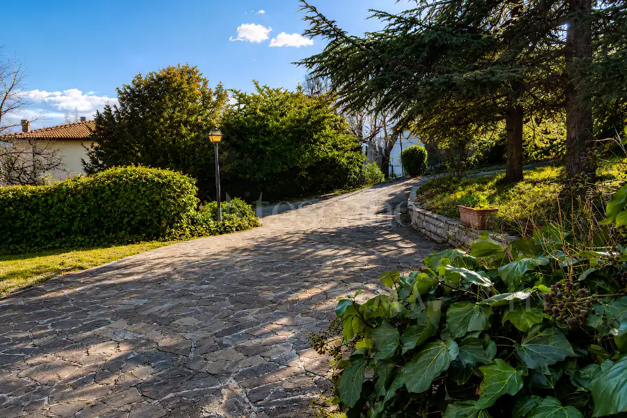 Villa in vendita di 364 mq a €599.000 (rif. 10/2026)