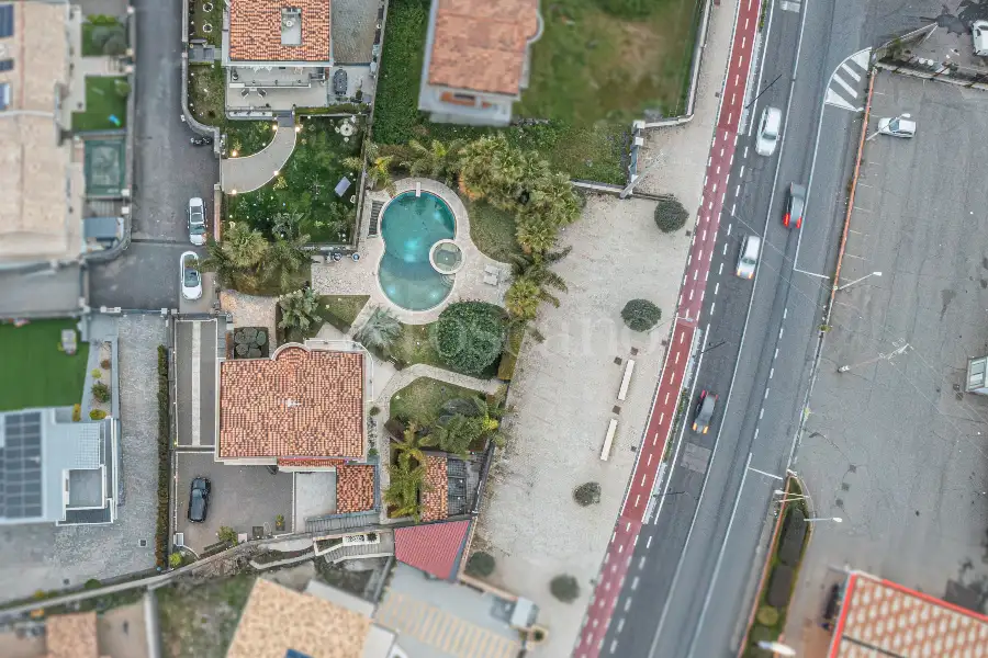 Villa in vendita di 320 mq a €829.000 (rif. 19/2026)