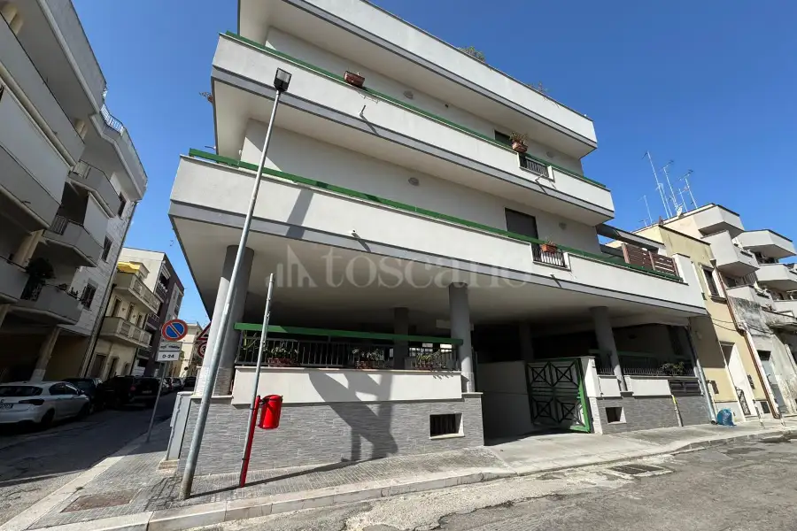 Attico in vendita di 80 mq a €215.000 (rif. 19/2026)