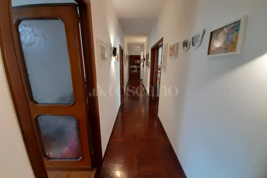 Casa in vendita di 185 mq a €330.000 (rif. 10/2026)