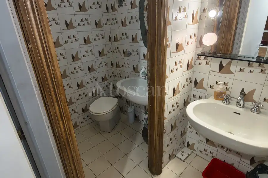 Negozio in vendita di 125 mq a €125.000 (rif. 39/2025)