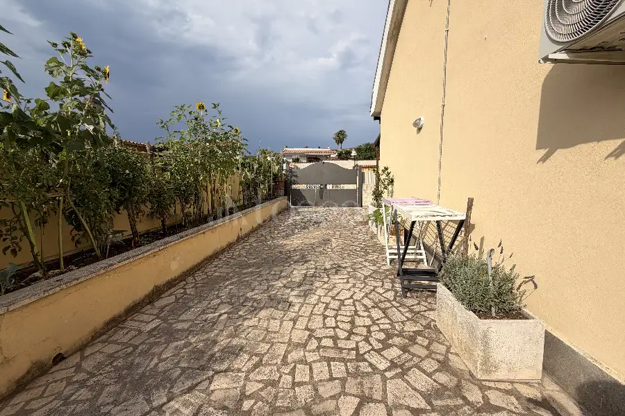 Villa Plurifamiliare in vendita di 85 mq a €119.000 (rif. 30/2026)