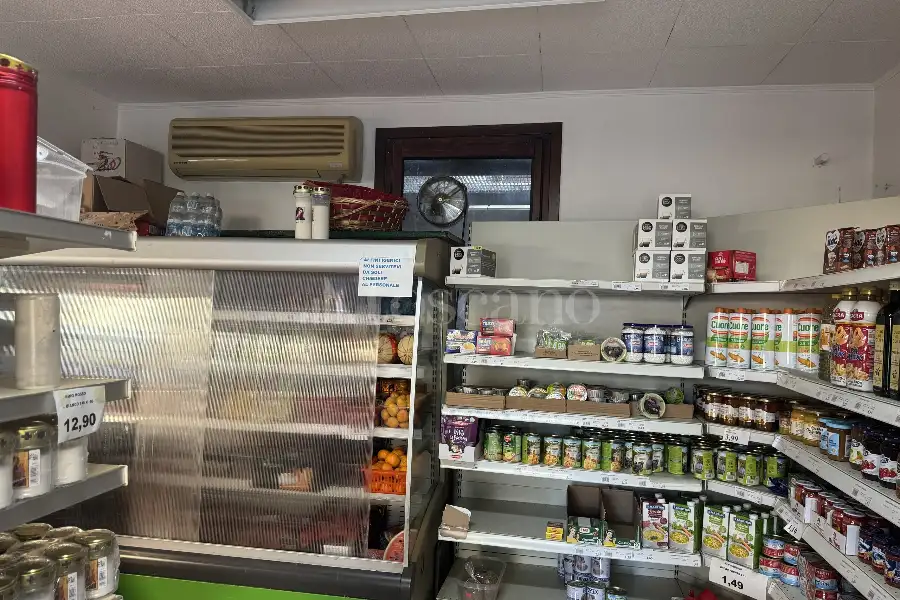Attività Commerciale in vendita di 130 mq a €47,000 (rif. TS0327VE)