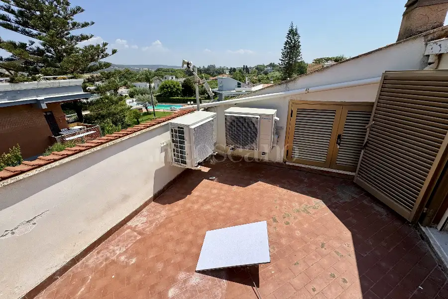 Villino a Schiera in vendita di 90 mq a €349.000 (rif. 27/2026)