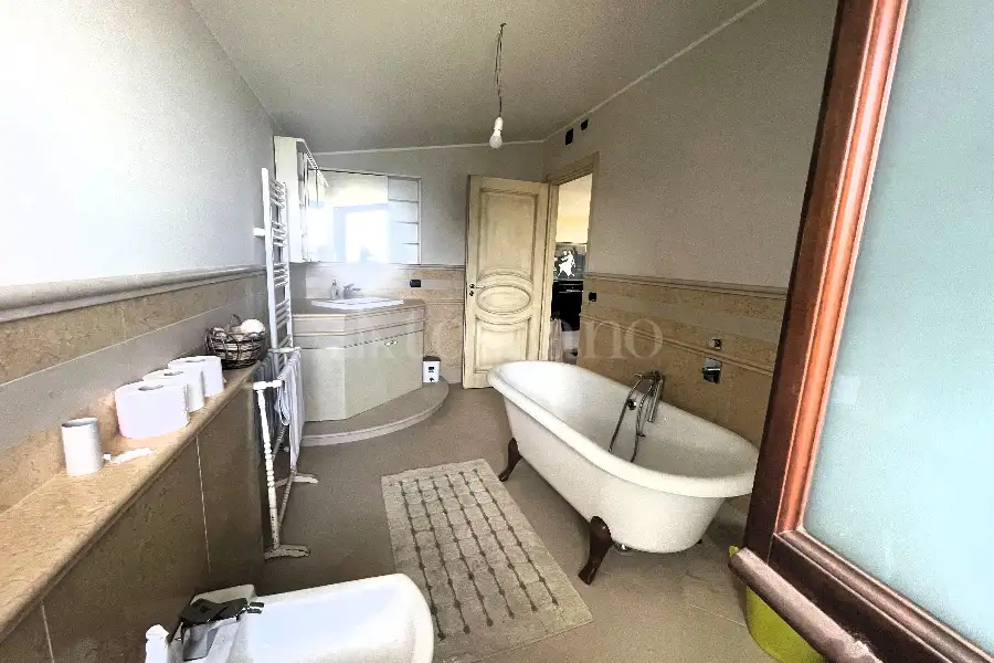 Villa in vendita di 388 mq a €488.000 (rif. 187/2025)