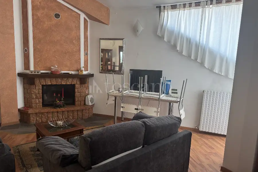 Negozio in vendita di 540 mq a €340,000 (rif. TS0328VE)