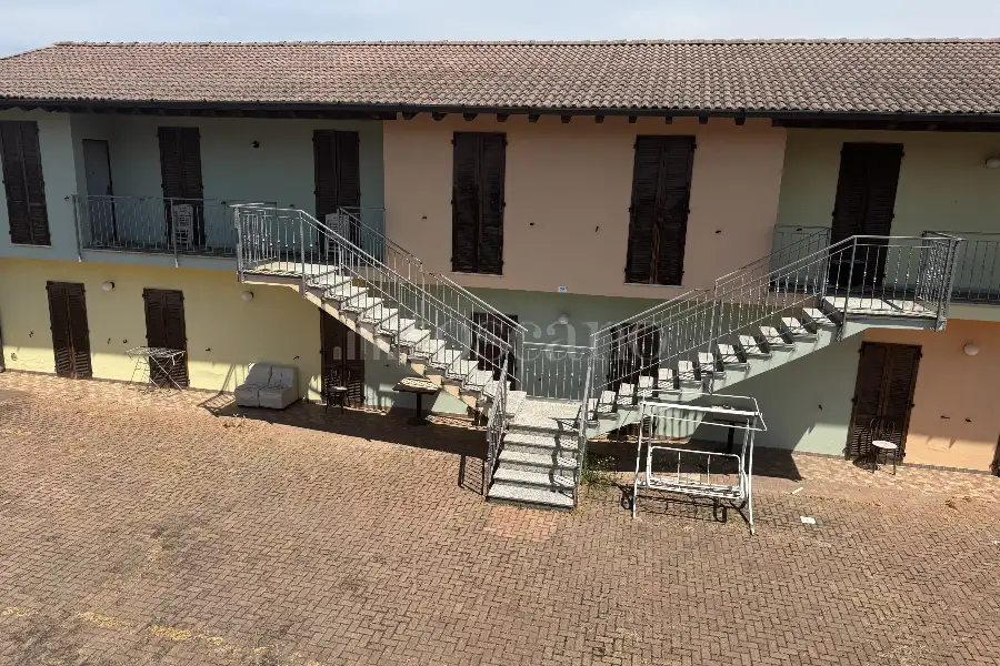 Negozio in vendita di 540 mq a €340,000 (rif. TS0328VE)