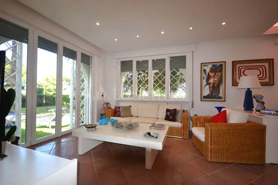 Casa Indipendente in affitto di 180 mq a €2.900 (rif. 43/2025)