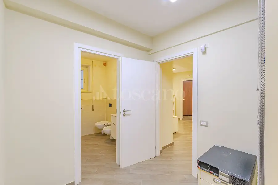 Ufficio in vendita di 70 mq a €275.000 (rif. 24/2026)