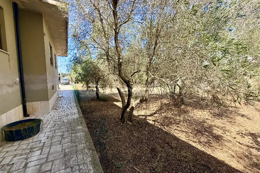 Casa Indipendente in vendita di 254 mq a €299.000 (rif. 81/2026)