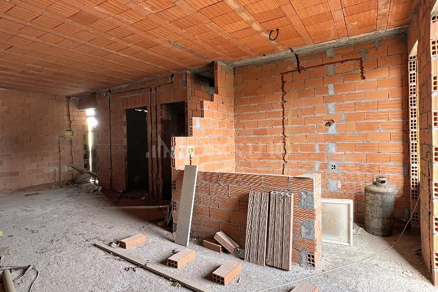 Villino a Schiera in vendita di 200 mq a €90.000 (rif. 26/2026)
