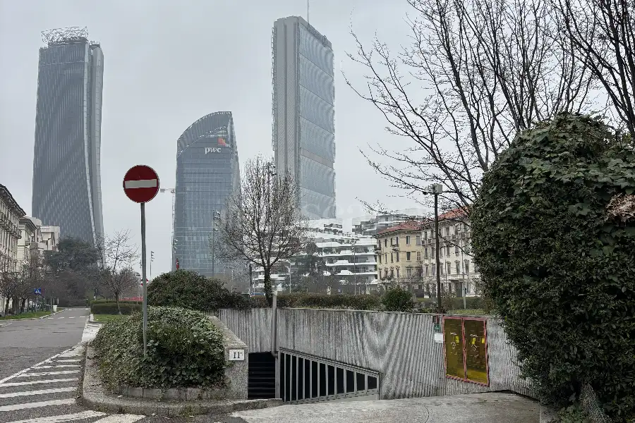 Box in vendita di 12 mq a €39.000 (rif. 9/2026)