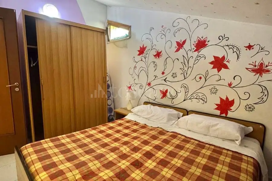 Casa in affitto di 60 mq a €300 (rif. 160/2026)