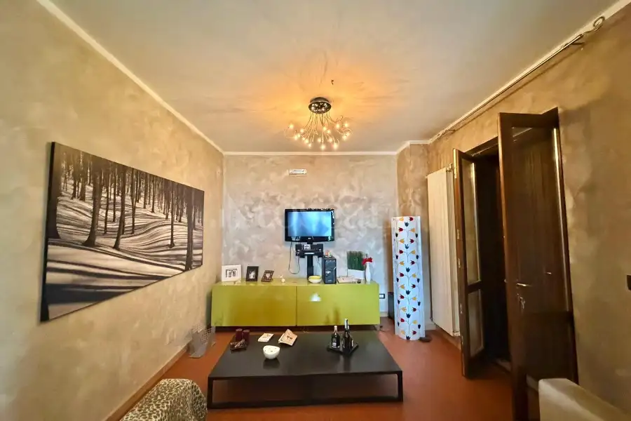 Casa Indipendente in vendita di 160 mq a €90.000 (rif. 105/2026)