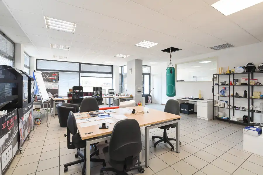Ufficio in vendita di 220 mq a €225.000 (rif. 15/2026)