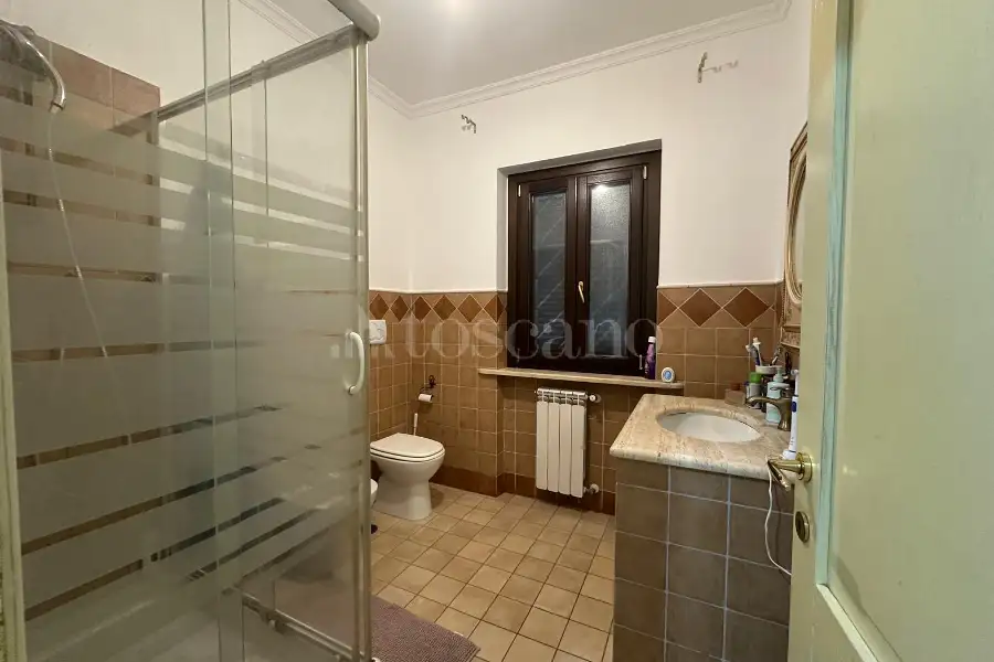 Villa Bifamiliare in vendita di 220 mq a €399.000 (rif. 94/2026)