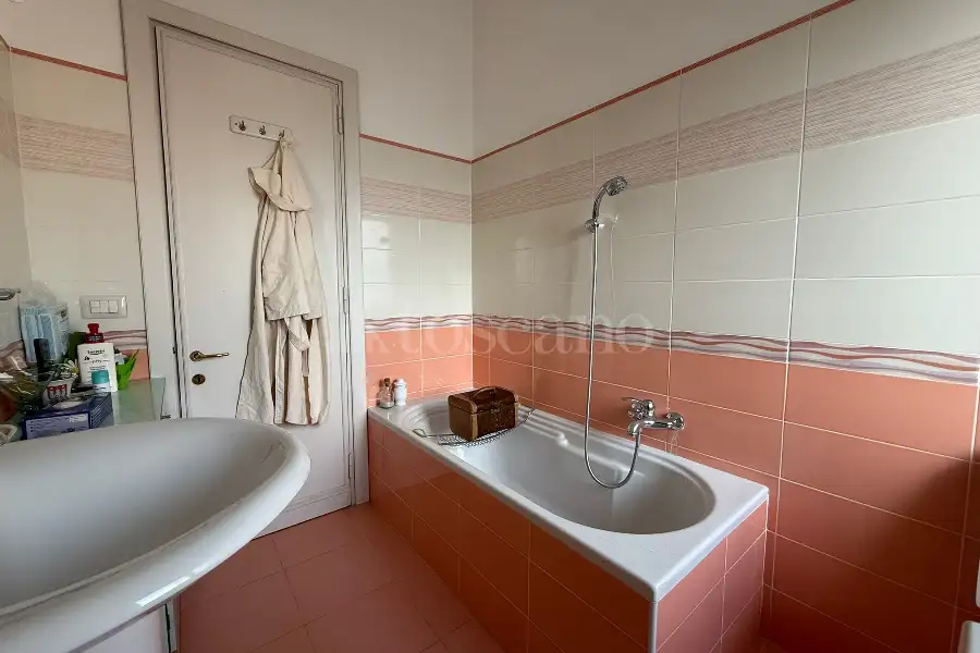 Attico in vendita di 130 mq a €349.000 (rif. 28/2026)