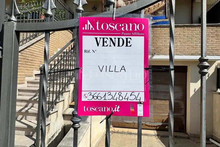 Villino a Schiera in vendita di 300 mq a €350.000 (rif. 88/2025)