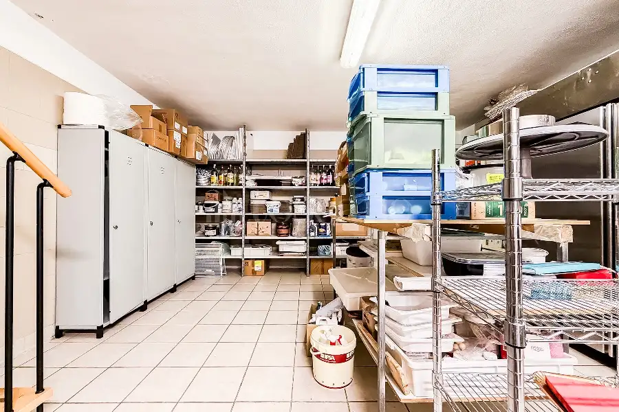 Negozio in vendita di 124 mq a €265.000 (rif. 107/2025)