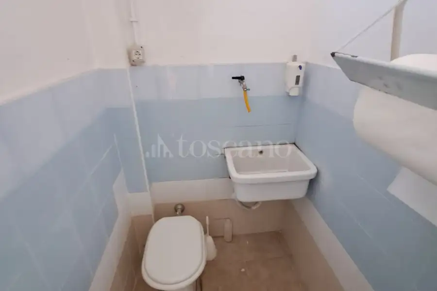 Negozio in affitto di 25 mq a €600 (rif. 6/2026)