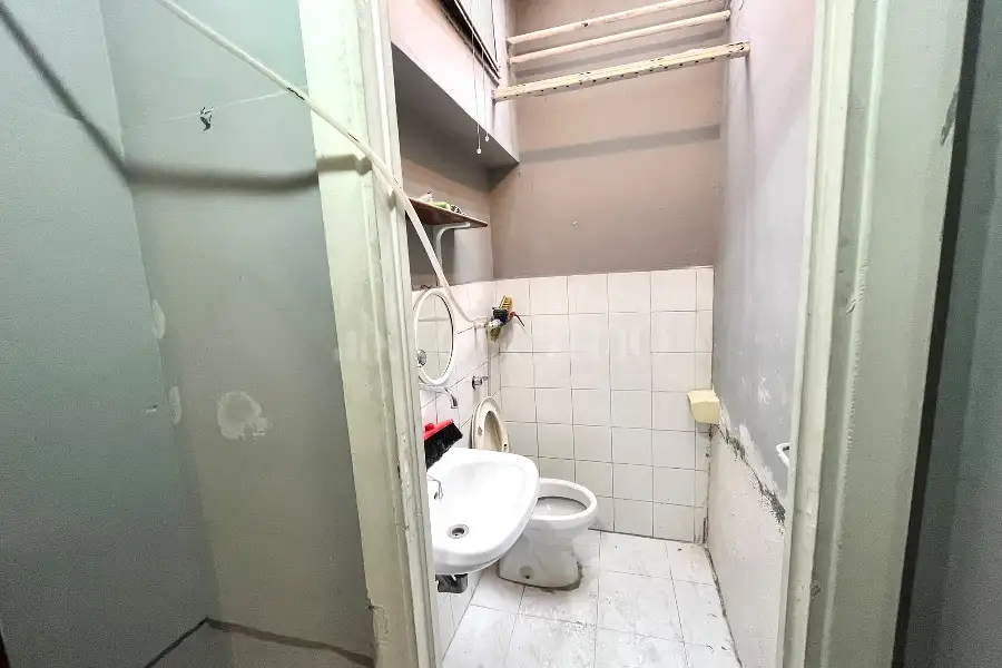 Negozio in vendita di 79 mq a €139.000 (rif. 17/2026)