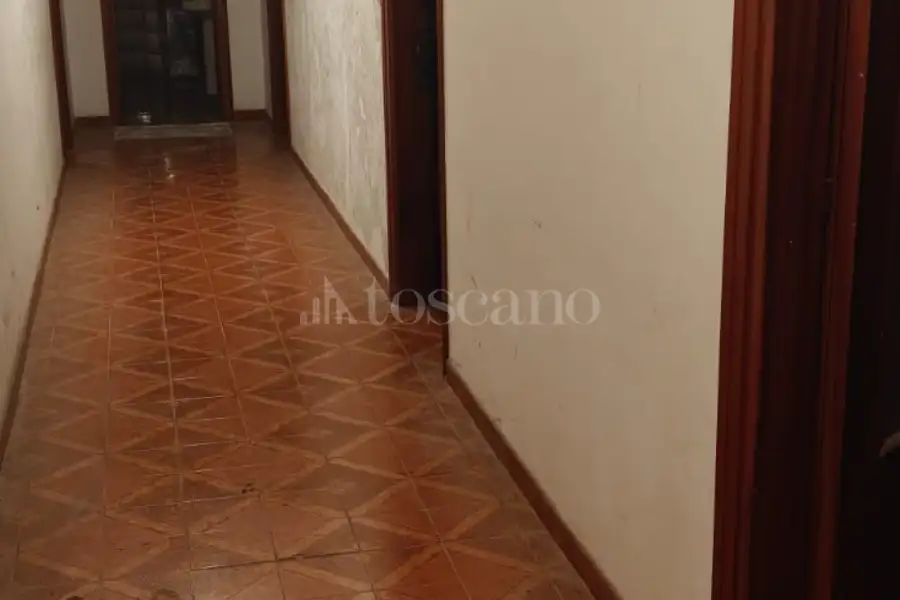 Villa in vendita di 350 mq a €570.000 (rif. 108/2025)