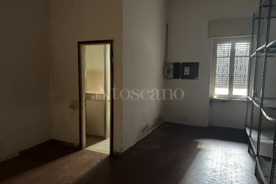 Negozio in vendita di 160 mq a €134,000 (rif. TS0329VE)