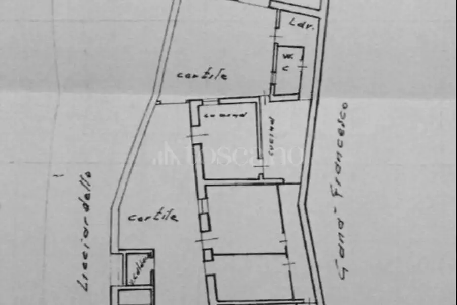 Casa Indipendente in vendita di 416 mq a €298.000 (rif. 174/2026)