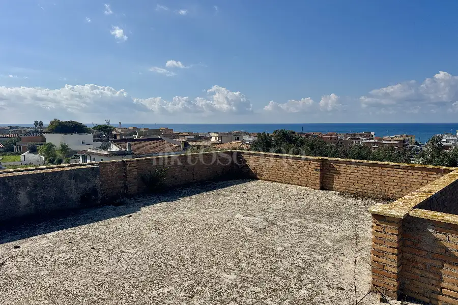 Casa Indipendente in vendita di 350 mq a €349.000 (rif. 112/2025)