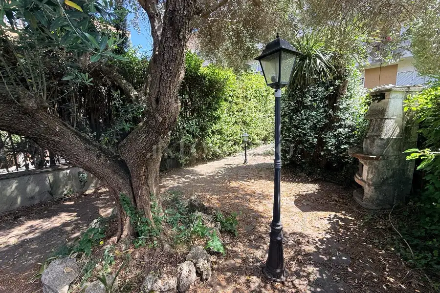 Casa Indipendente in vendita di 130 mq a €389.000 (rif. 10/2026)