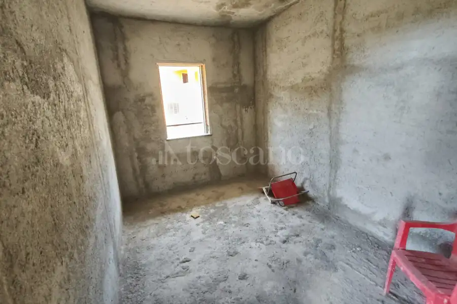 Villa in vendita di 270 mq a €75.000 (rif. 102/2025)
