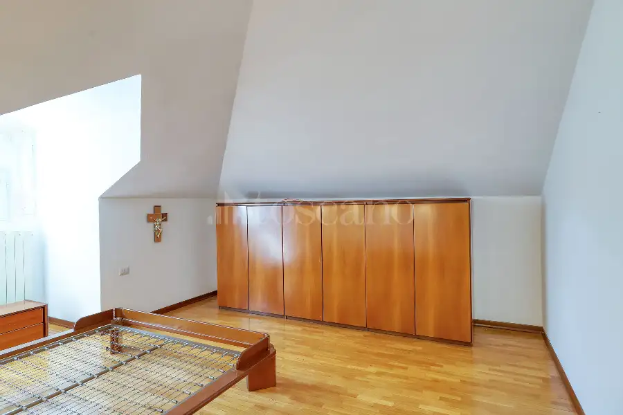 Villa in vendita di 370 mq a €410.000 (rif. 193/2026)