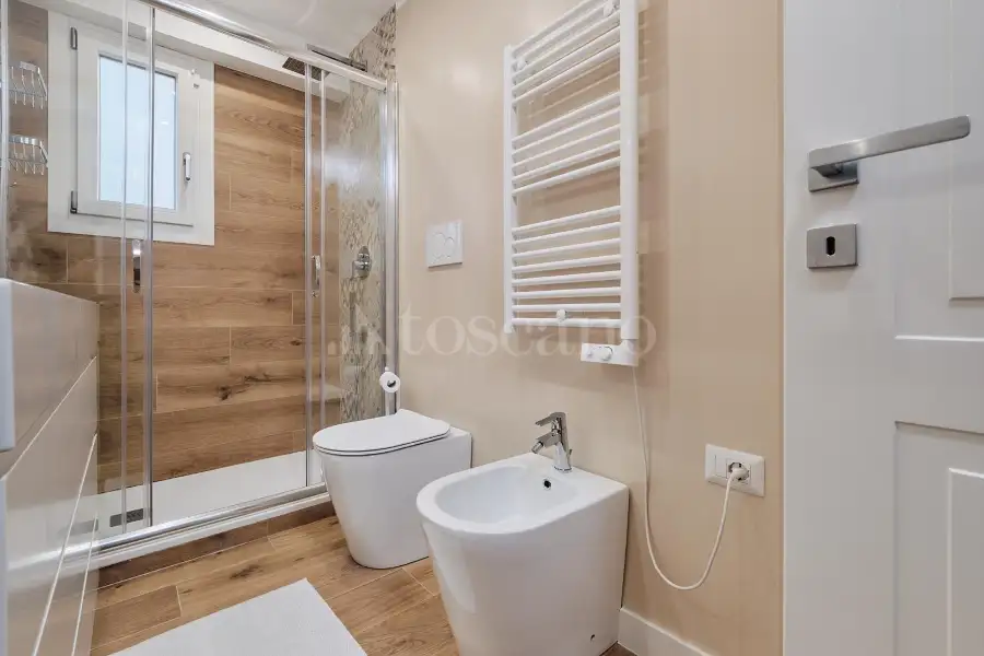 Villa in vendita di 259 mq a €1.100.000 (rif. 2/2026)