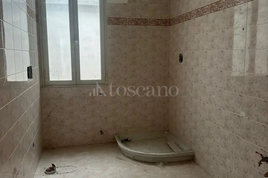 Negozio in affitto di 2.100 mq trattativa riservata (rif. 4/2026)