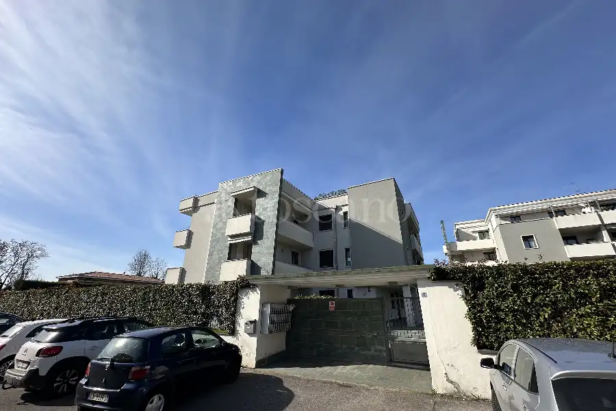 Box in vendita di 21 mq a €26.000 (rif. 2/2026)