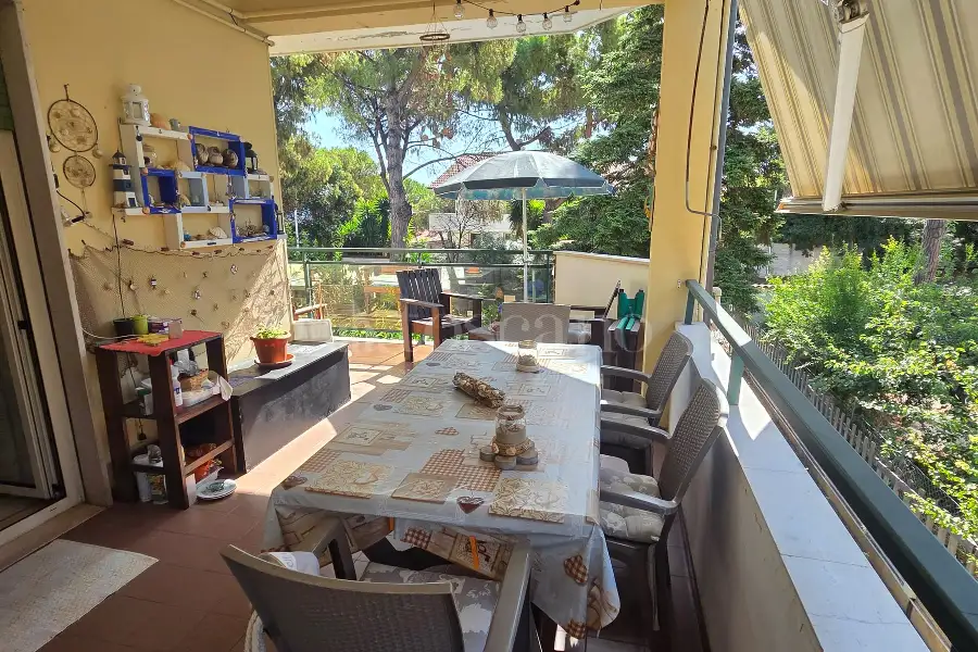 Villa Plurifamiliare in vendita di 575 mq a €580.000 (rif. 33/2026)