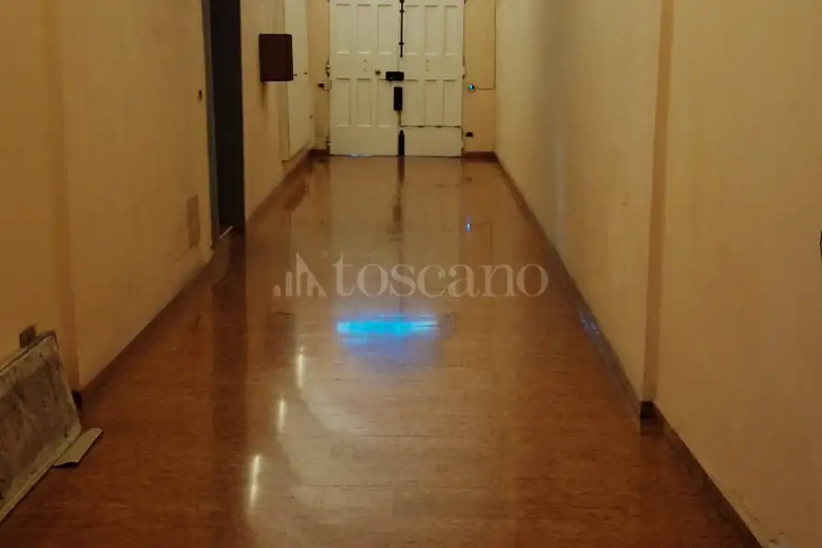 Negozio in vendita di 290 mq a €800.000 (rif. 8/2026)