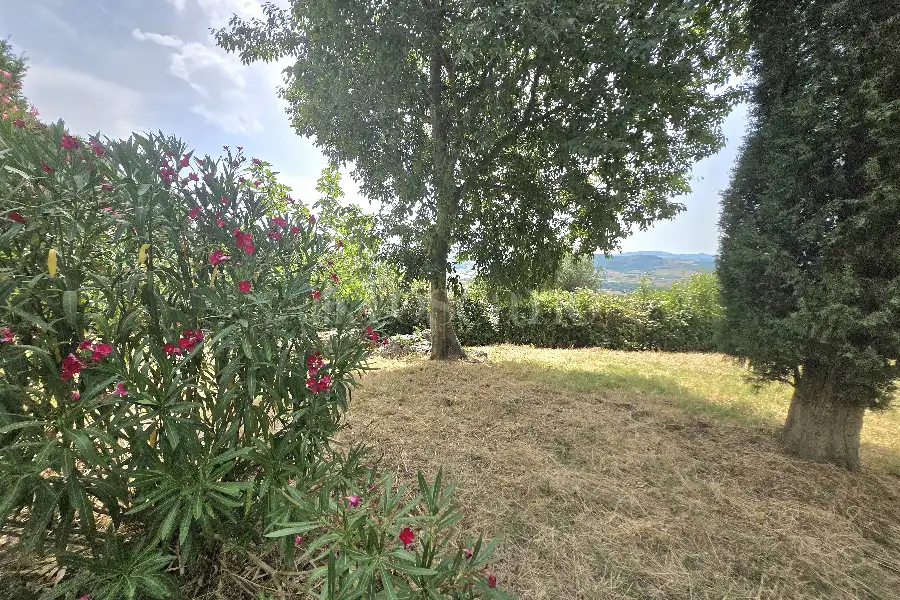 Villa in vendita di 300 mq a €1.450.000 (rif. 40/2025)