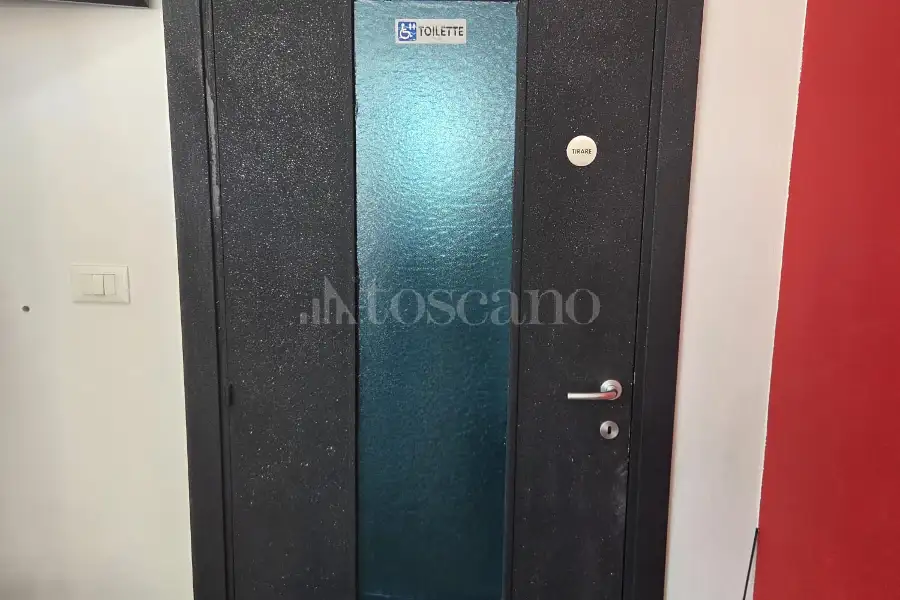 Negozio in vendita di 50 mq a €150.000 (rif. 20/2026)