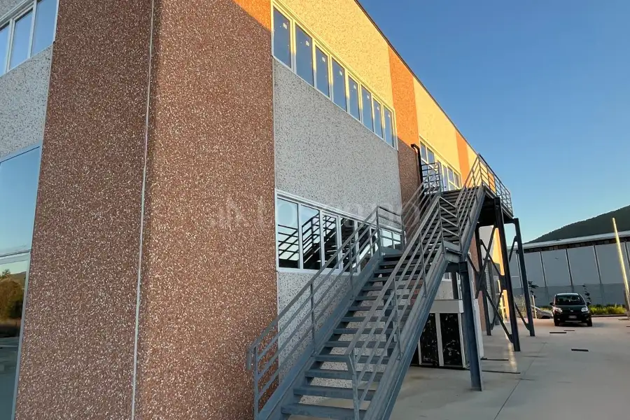 Capannone in affitto di 1.600 mq trattativa riservata (rif. 2/2026)