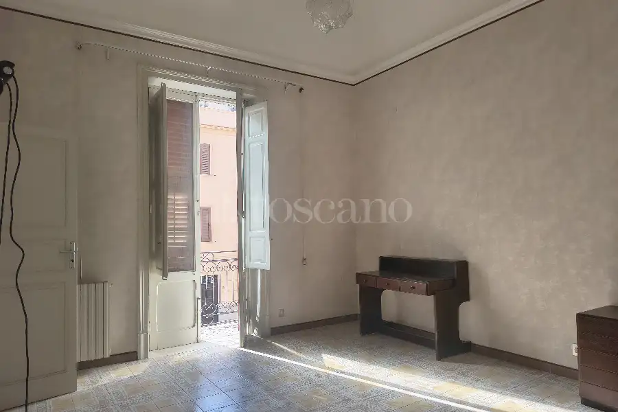 Palazzo in vendita di 585 mq a €338.000 (rif. 51/2026)