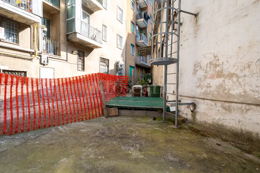 Magazzino in vendita di 1.200 mq a €290.000 (rif. 23/2025)