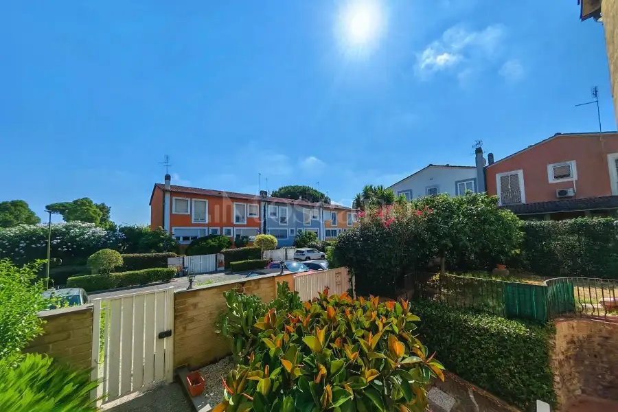 Villa Plurifamiliare in vendita di 220 mq a €565.000 (rif. 44/2026)