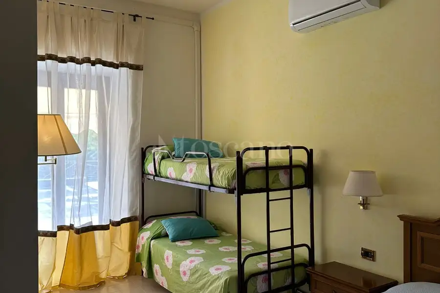 Negozio in vendita di 600 mq a €750.000 (rif. 17/2025)