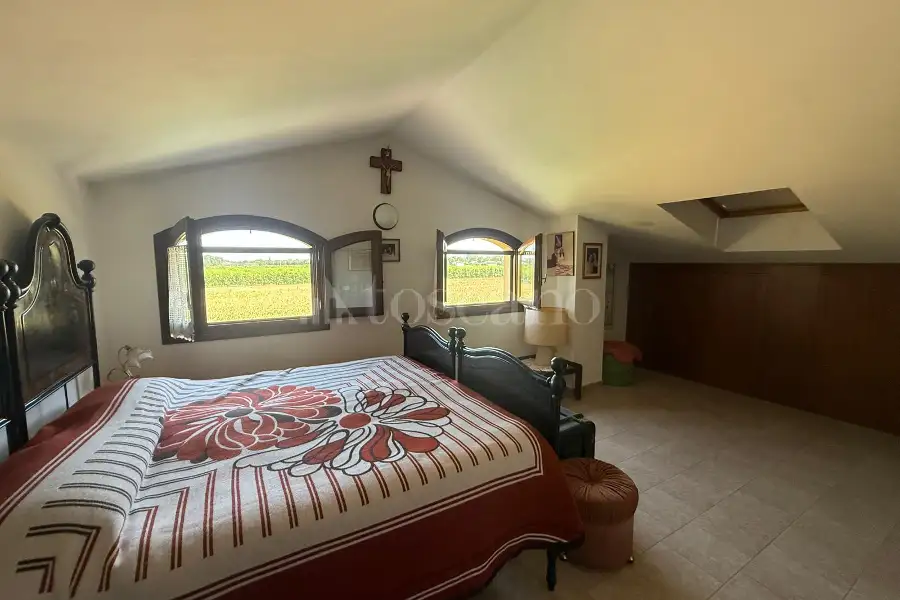 Casa Indipendente in vendita di 600 mq a €1.359.000 (rif. 49/2026)