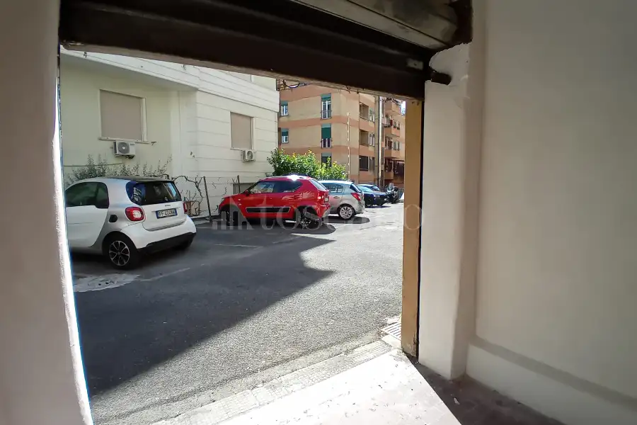 Box in vendita di 15 mq a €65.000 (rif. 24/2026)