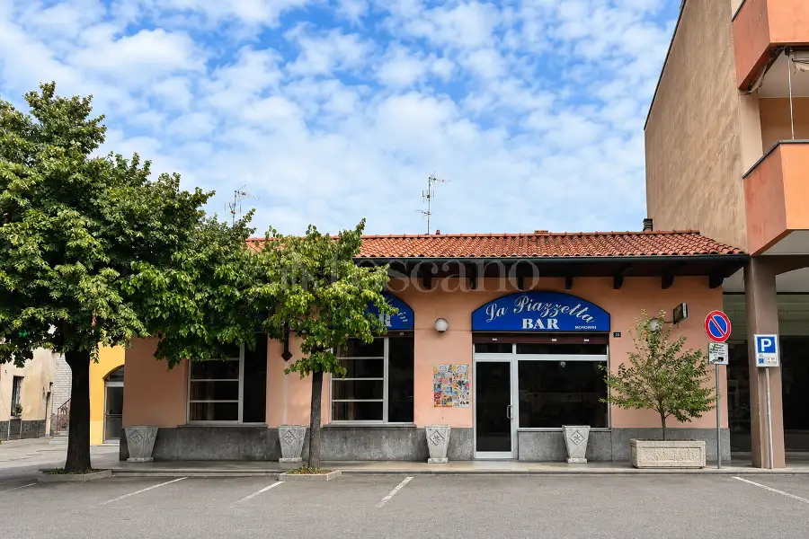 Negozio in vendita di 240 mq a €410.000 (rif. 8/2026)