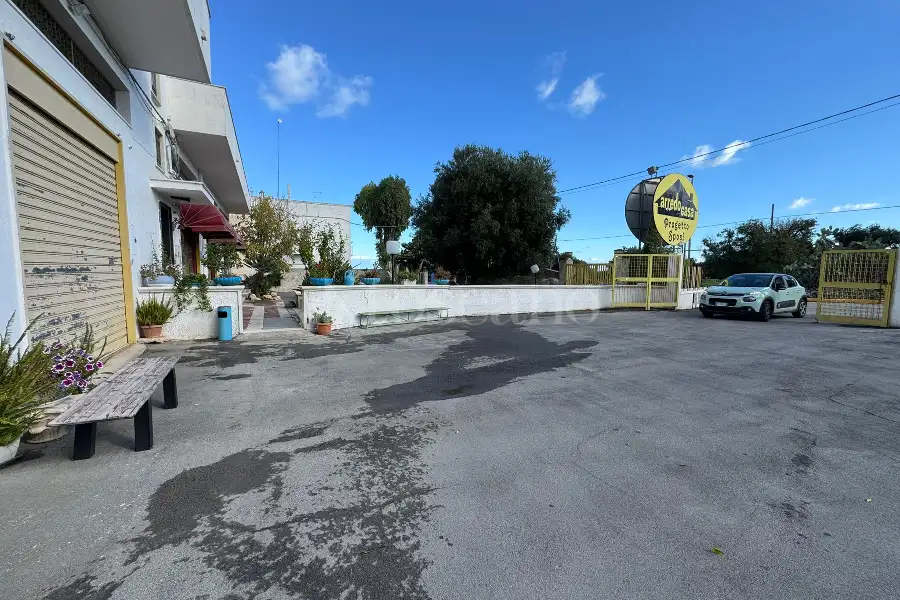 Capannone in affitto di 360 mq a €3.500 (rif. 25/2025)