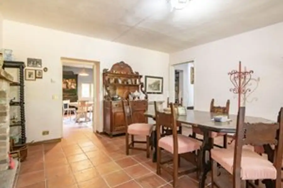 Casale in vendita di 450 mq a €450.000 (rif. 22/2026)